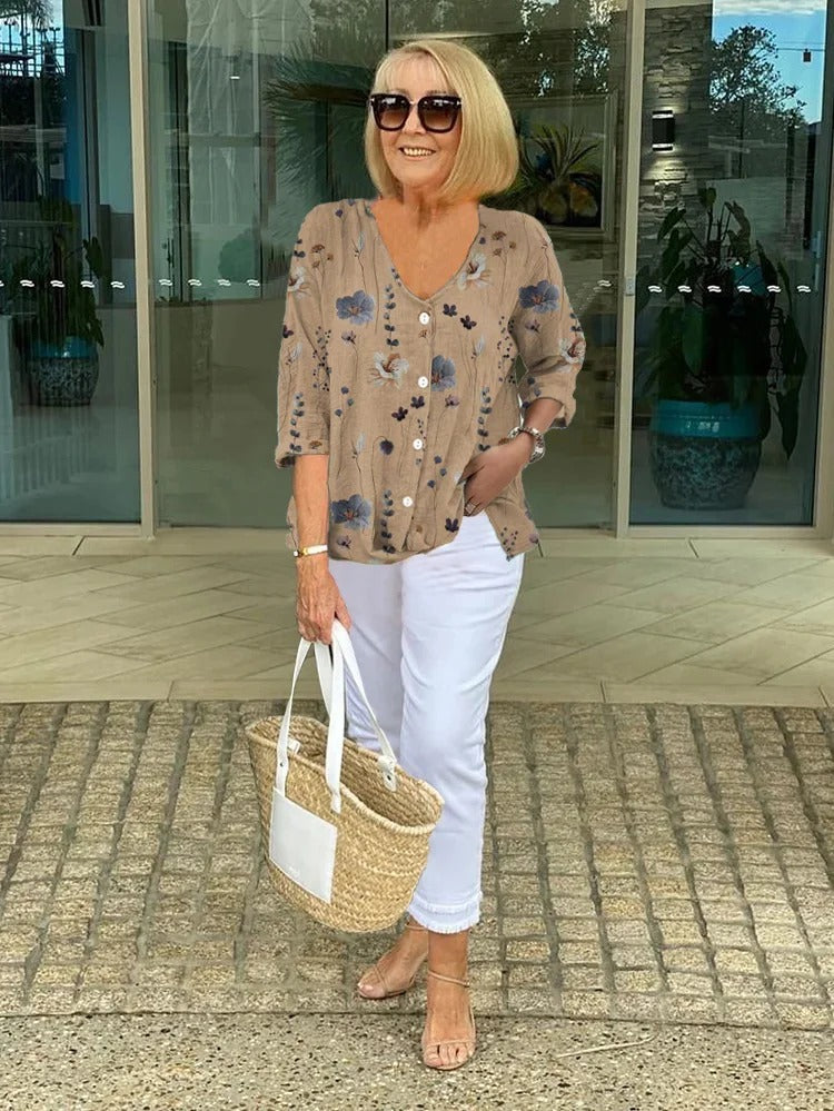 TILLY | FLOWING FLORAL BLOUSE WITH FLATTERING DRAPE