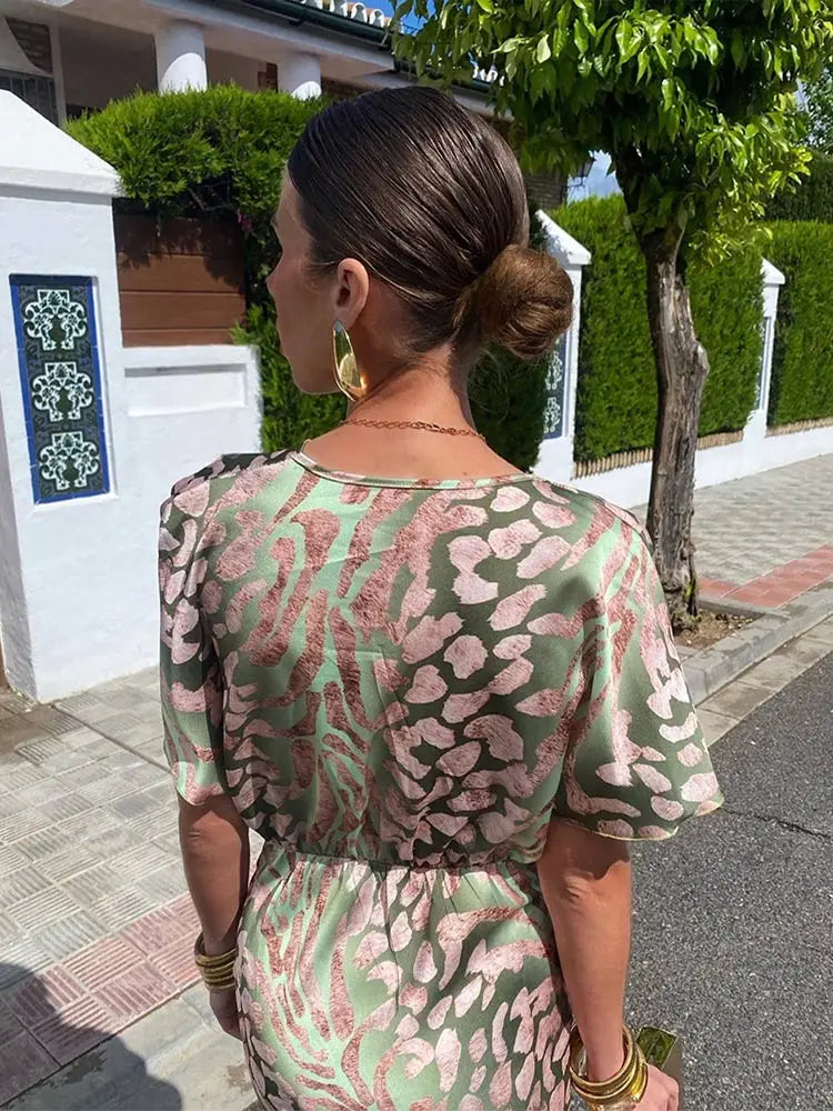 WILLOW | FLOWING MIDI DRESS WITH ELEGANT TUMMY COVERAGE