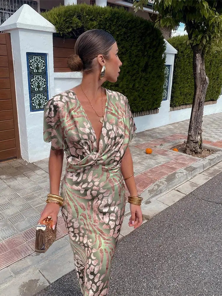 WILLOW | FLOWING MIDI DRESS WITH ELEGANT TUMMY COVERAGE