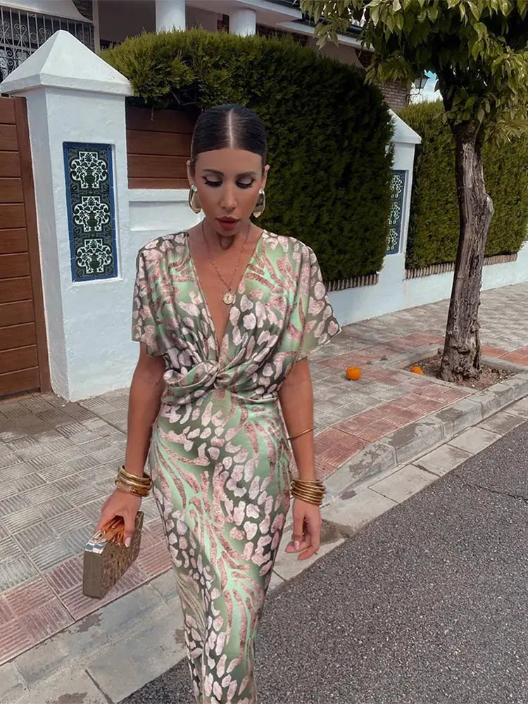 WILLOW | FLOWING MIDI DRESS WITH ELEGANT TUMMY COVERAGE