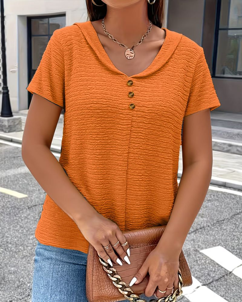 SANDRA | FLATTERING PETER PAN COLLAR TEE WITH REFINED NECKLINE
