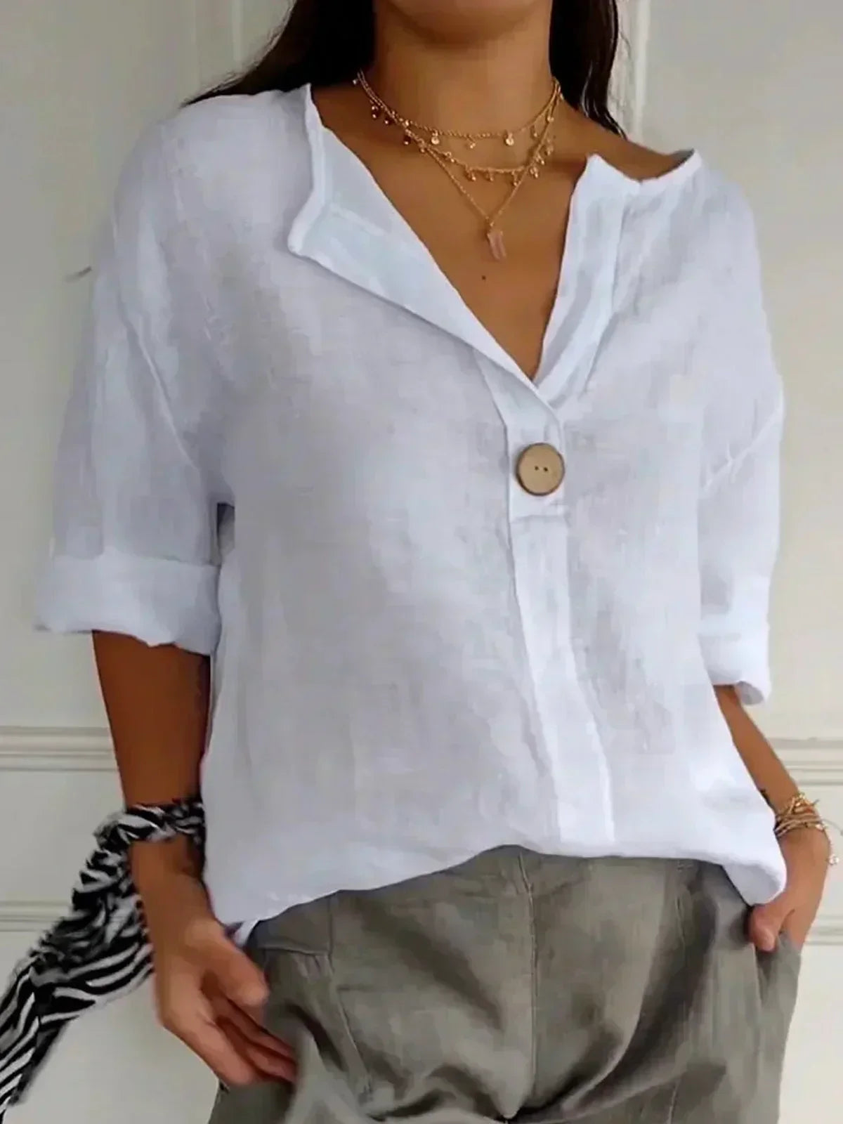 NAOMI | ELEGANT V-NECK BLOUSE WITH REFINED DRAPE