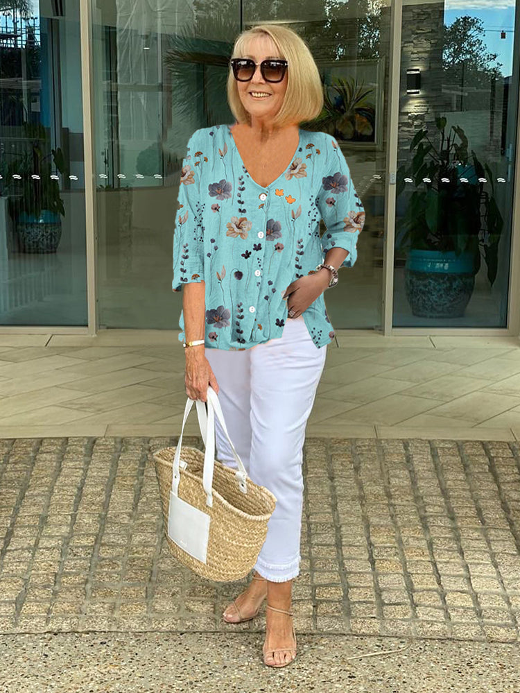 TILLY | FLOWING FLORAL BLOUSE WITH FLATTERING DRAPE