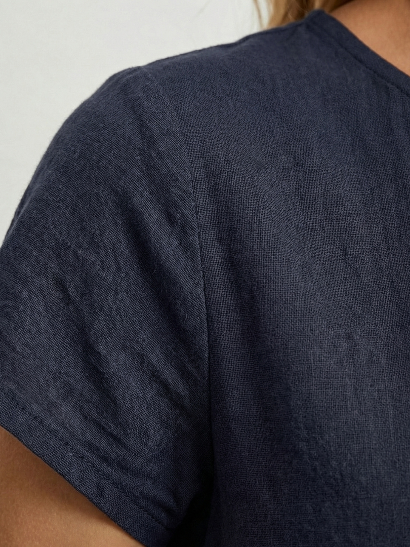 THEA | RELAXED FIT DRESS WITH FLATTERING POCKET DETAIL